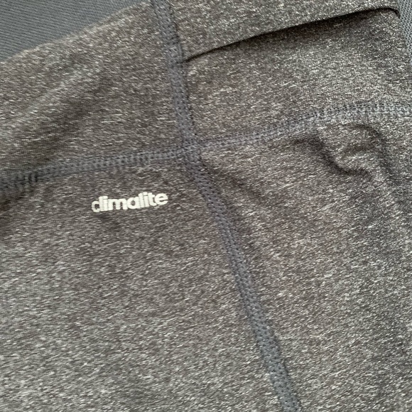Adidas Cliamalite Crop Capri Dark Gray Leggings - Picture 5 of 6